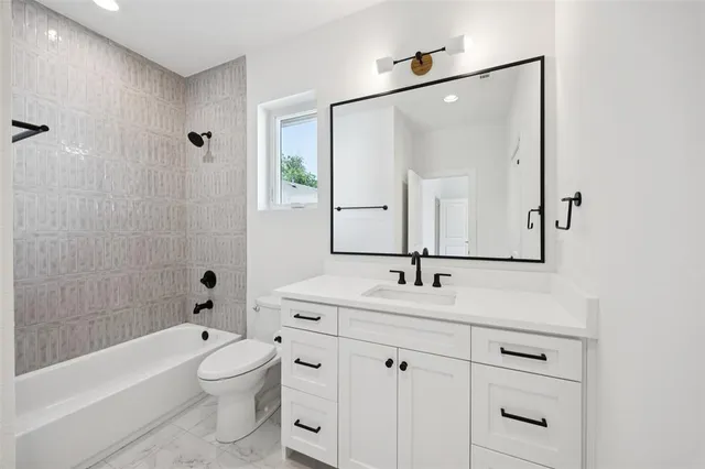 $2,095,000 | 5636 Winton Street, Dallas, TX 75206