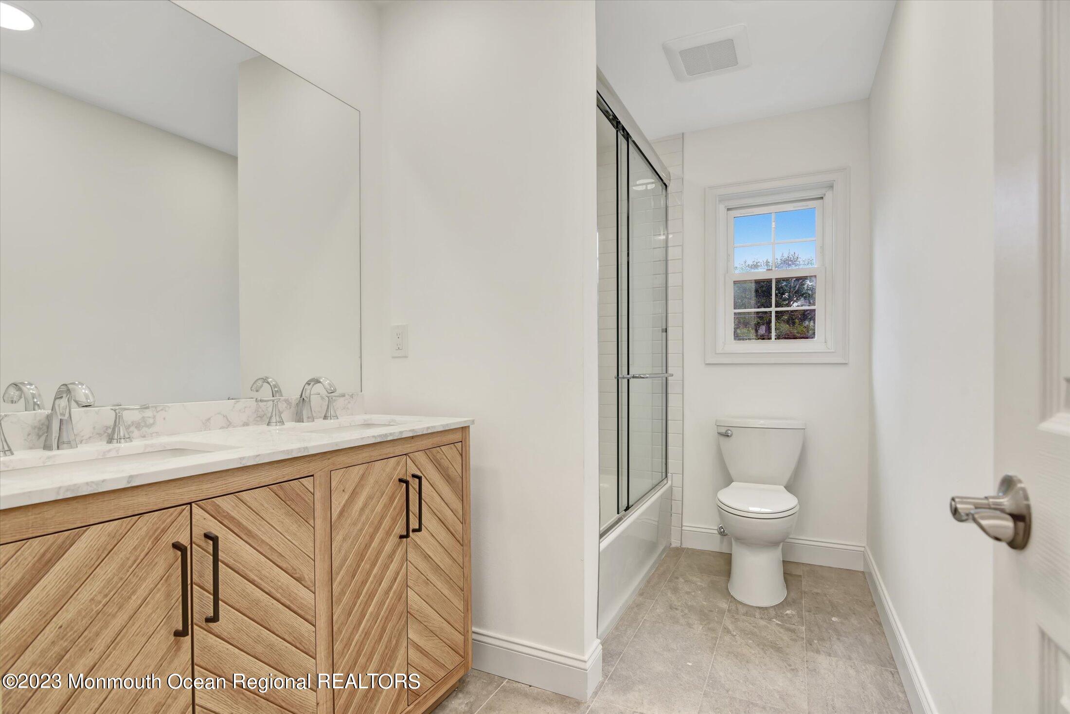 17 Canadian Woods Road Marlboro, NJ 07746 - Photo 20 of 28 21-Bathroom