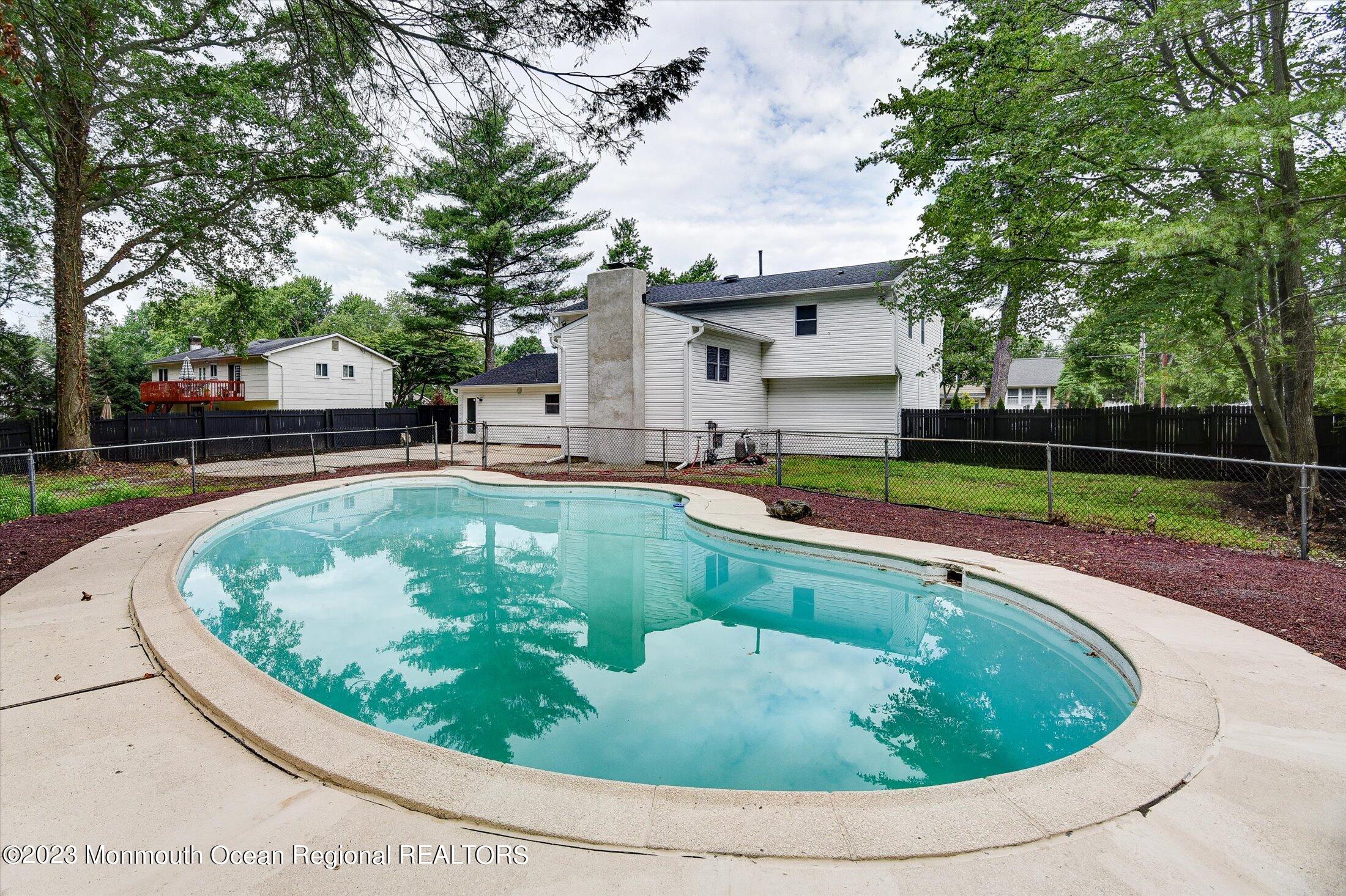 17 Canadian Woods Road Marlboro, NJ 07746 - Photo 28 of 28 30-Rear View