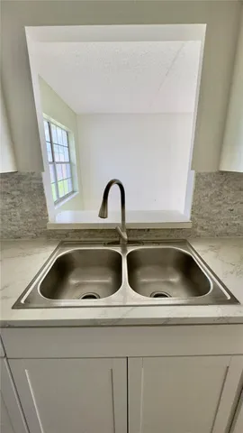 $2,000 | 15091 Southwest 35th Circle, Ocala, FL 34473