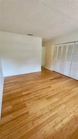 $2,000 | 15091 Southwest 35th Circle, Ocala, FL 34473