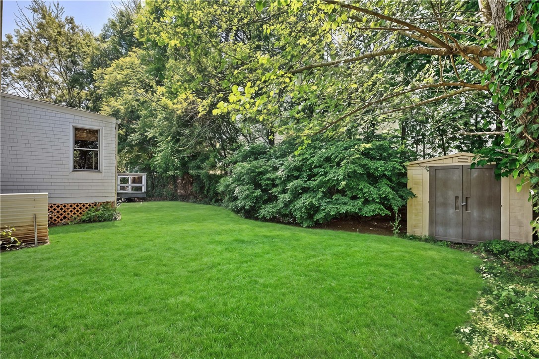 25 Brookway Road Providence, RI 02906 - Photo 32 of 33