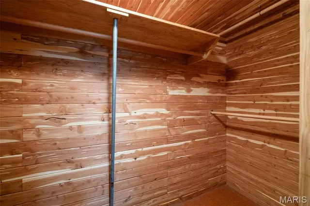 $585,000 | 1572 North Woodlawn Avenue, St. Louis, MO 63122