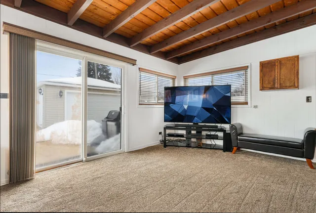 $435,000 | 11129 Martindale Drive, Westchester, IL 60154