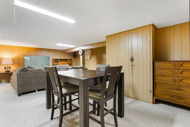 $435,000 | 11129 Martindale Drive, Westchester, IL 60154