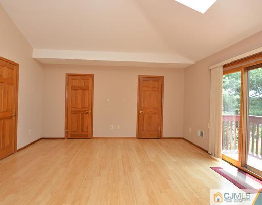 16 Pitt Road East Brunswick, NJ 08816 - Photo 15 of 20 Gallery Image 15