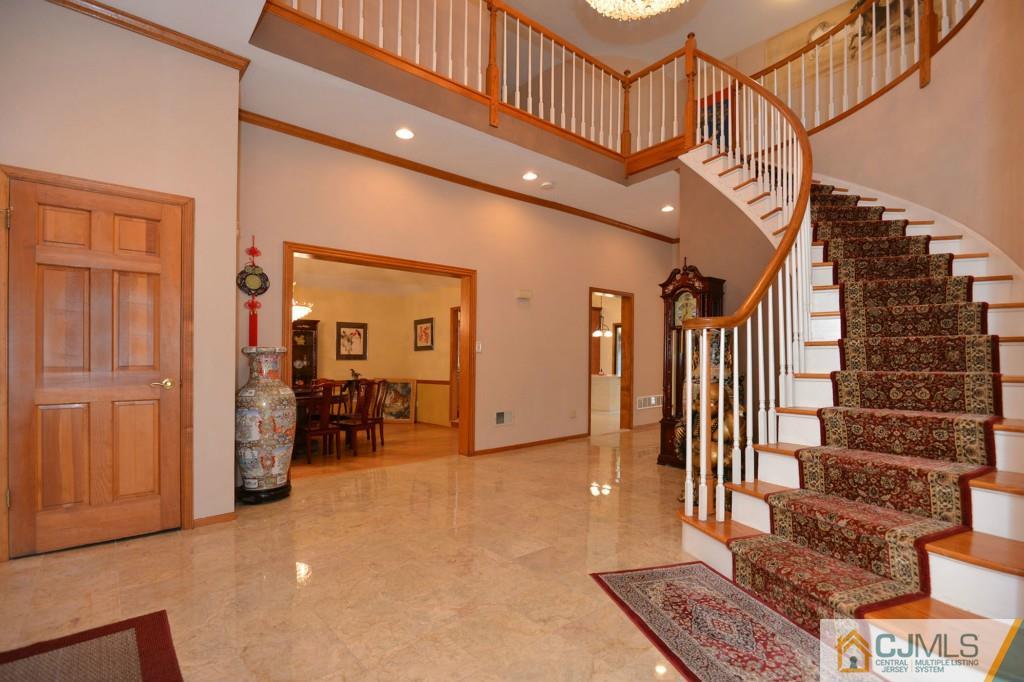 16 Pitt Road East Brunswick, NJ 08816 - Photo 3 of 20 Gallery Image 3
