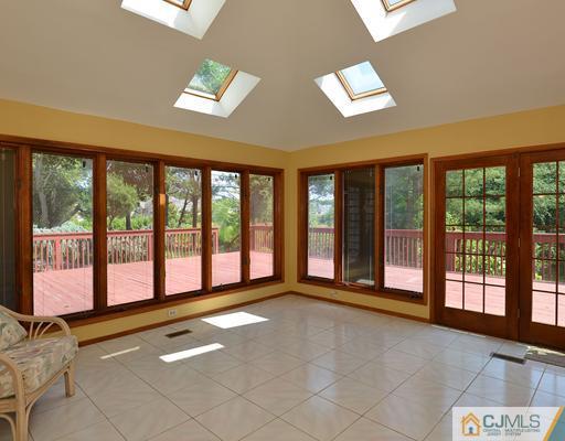 16 Pitt Road East Brunswick, NJ 08816 - Photo 10 of 20 Gallery Image 10