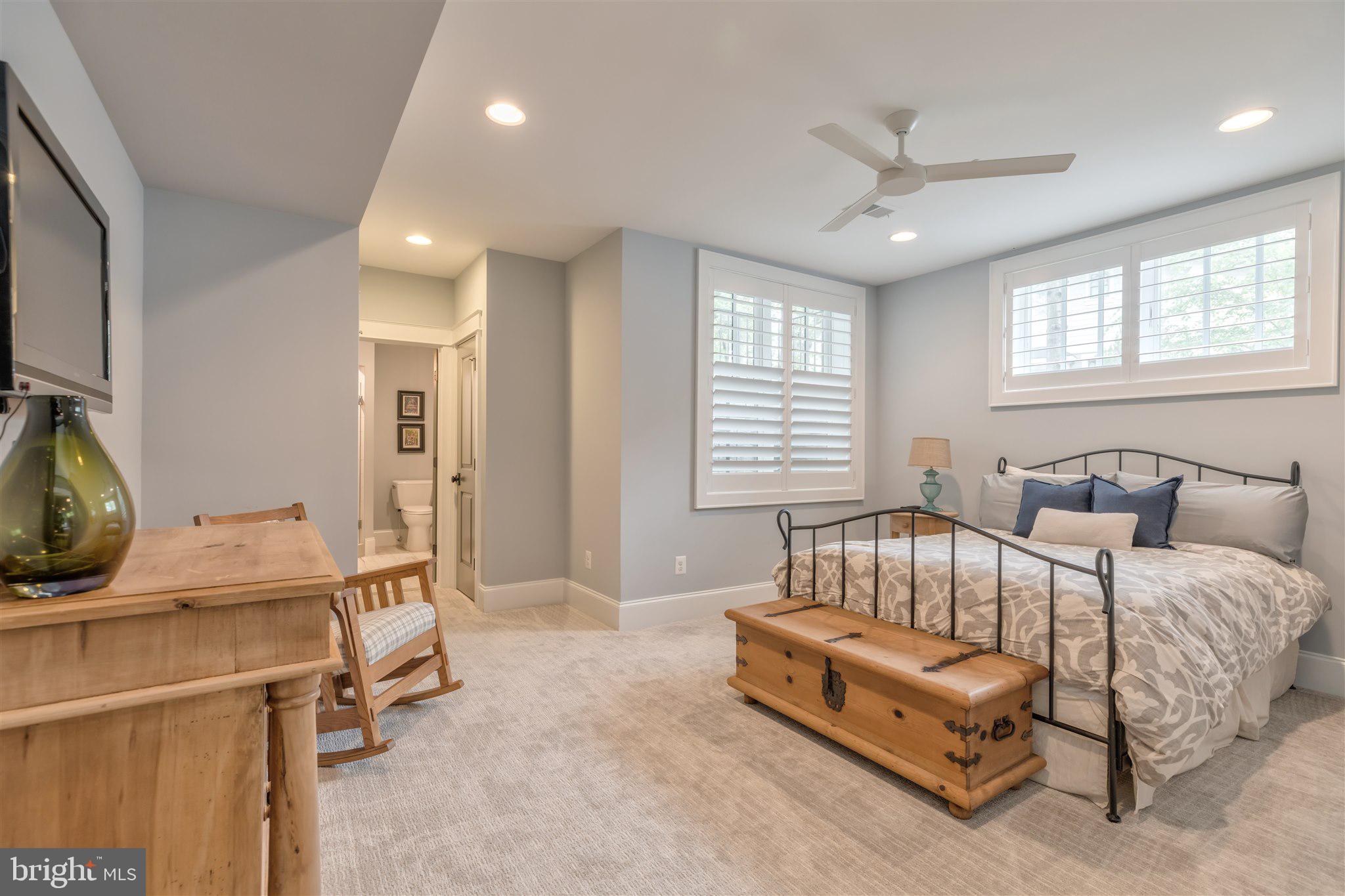 3609 John Marshall Drive Arlington, VA 22207 - Photo 62 of 71 Fifth Bedroom