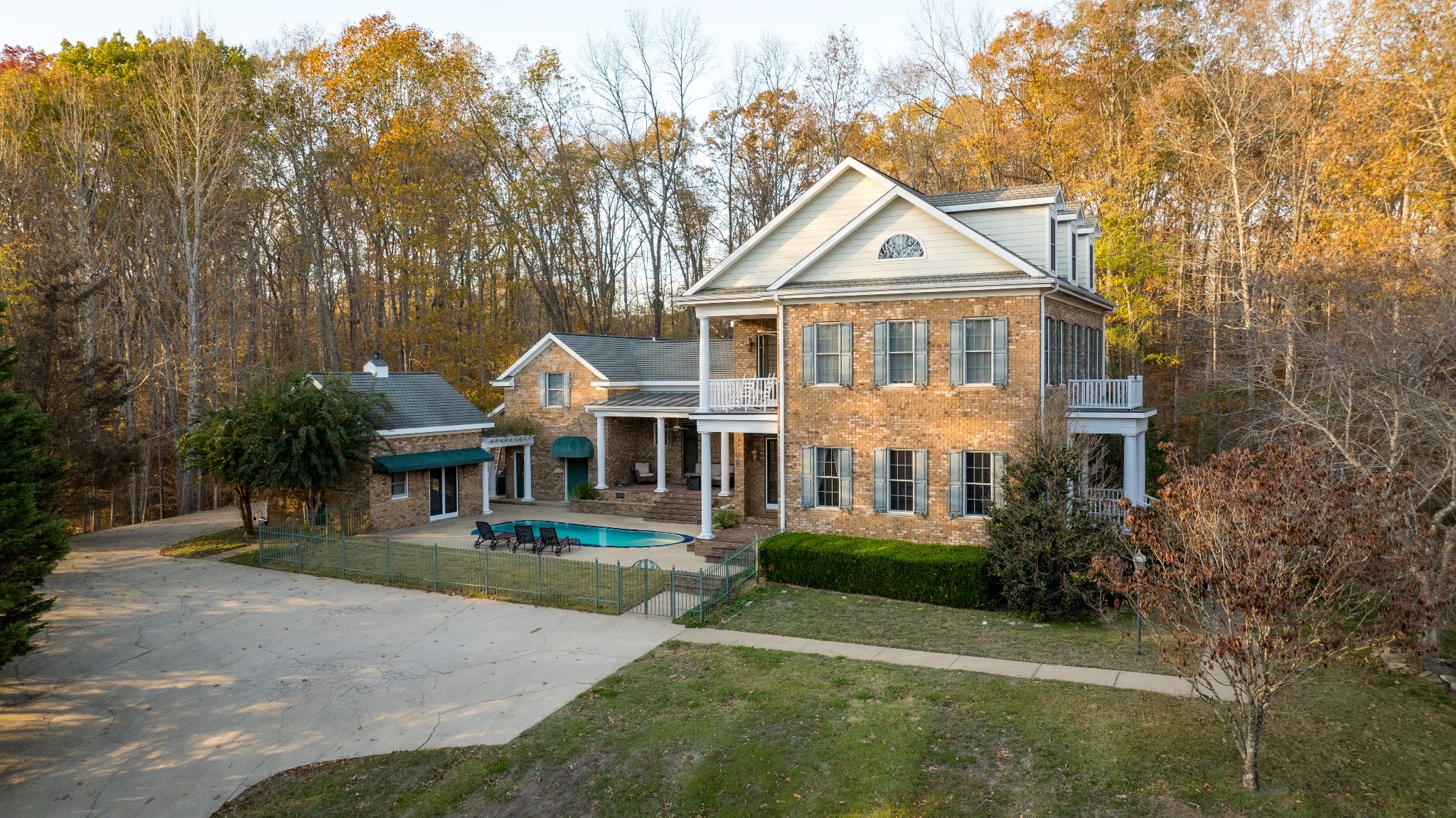 375 Raven Bluff Road Lawrenceburg, TN 38464 - Photo 6 of 61 Gallery Image 6