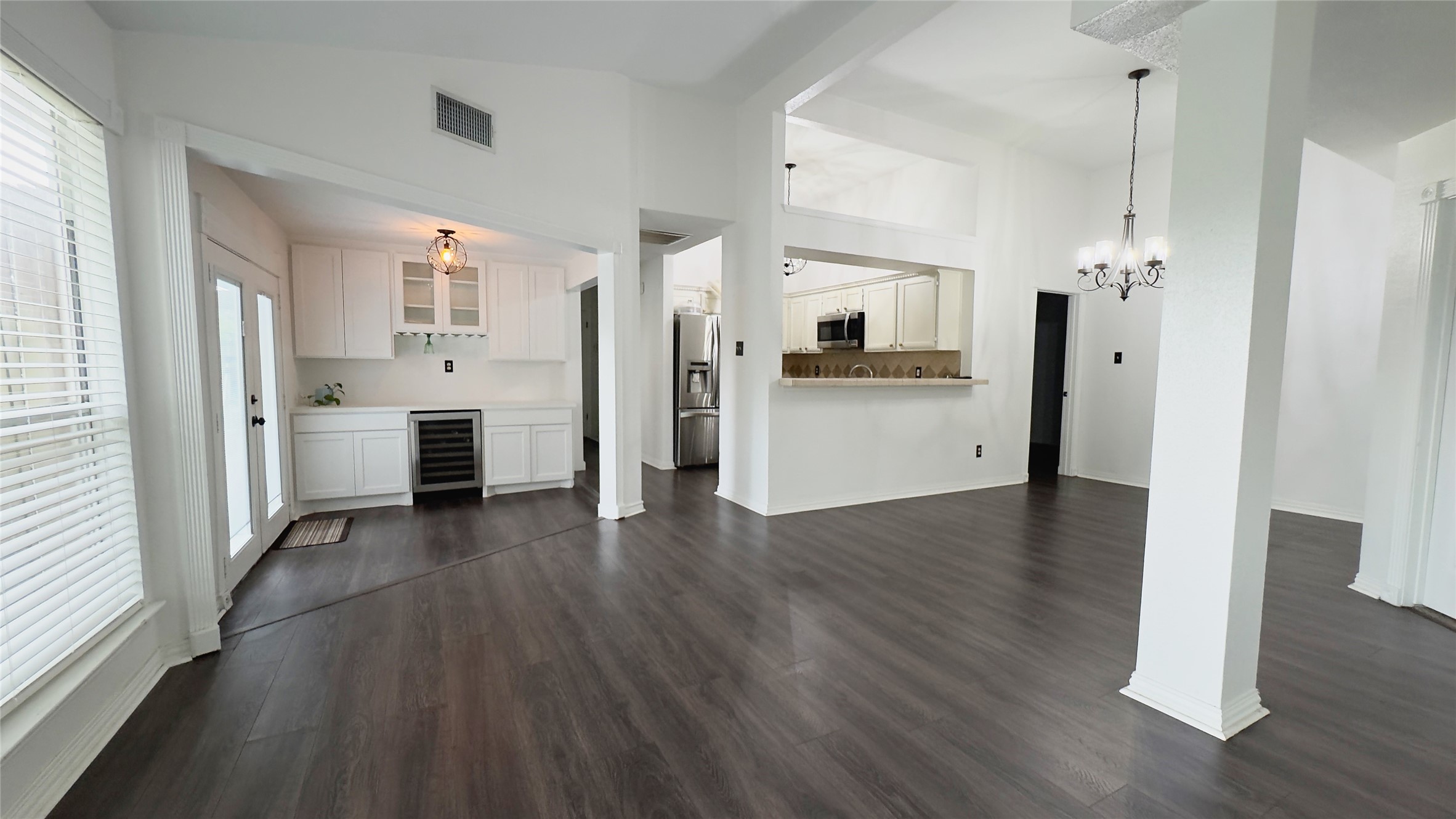1918 Medway Drive Spring, TX 77386 - Photo 11 of 22 Breakfast nook with built ins for added storage