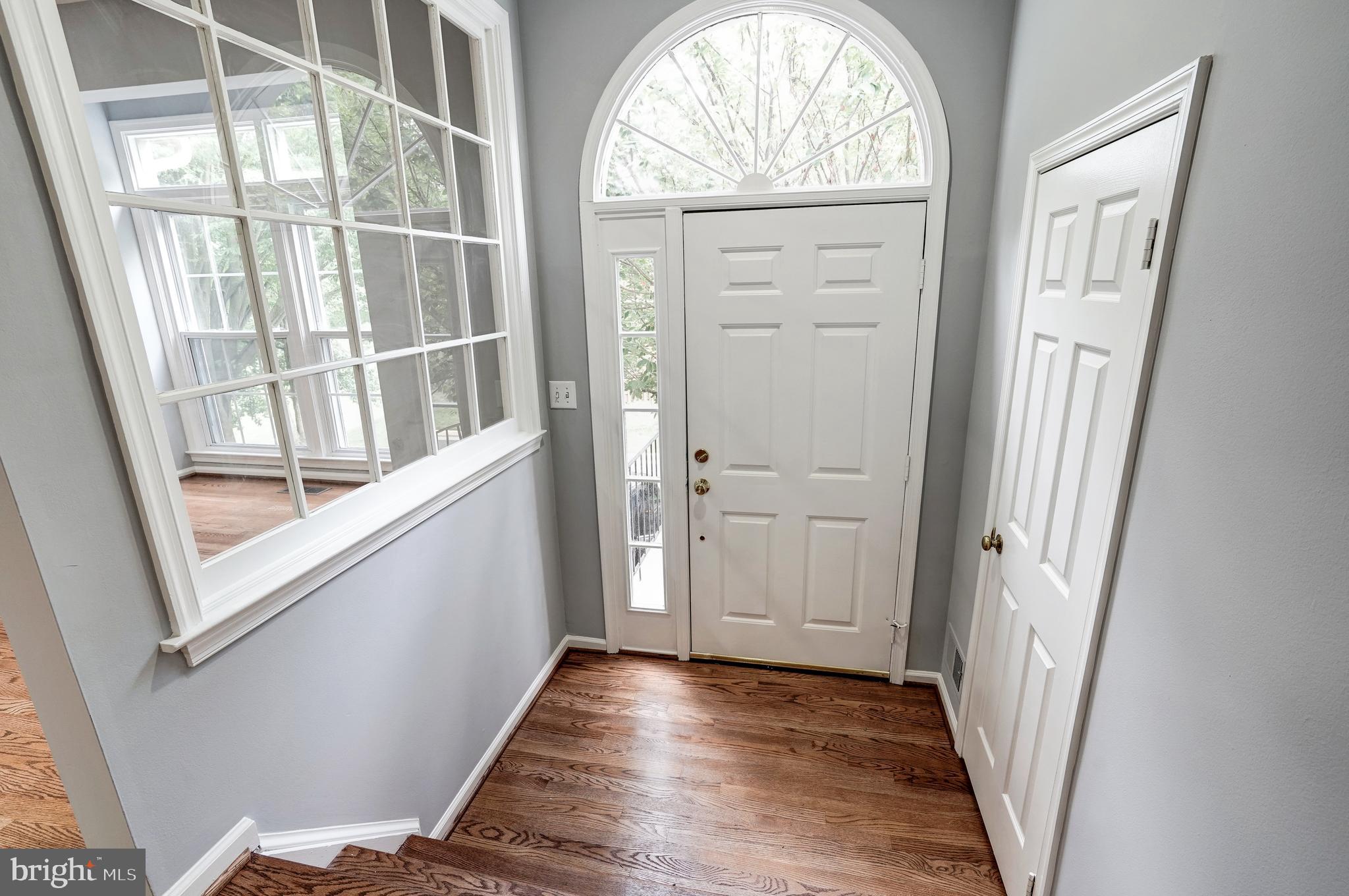 3827 Inverness Road Fairfax, VA 22033 - Photo 5 of 35