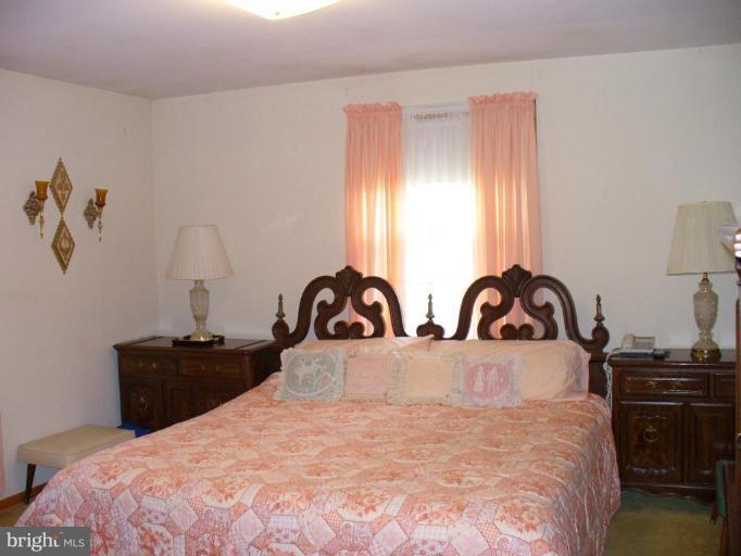 9509 Dawnvale Road Nottingham, MD 21236 - Photo 10 of 14 Master Bedroom