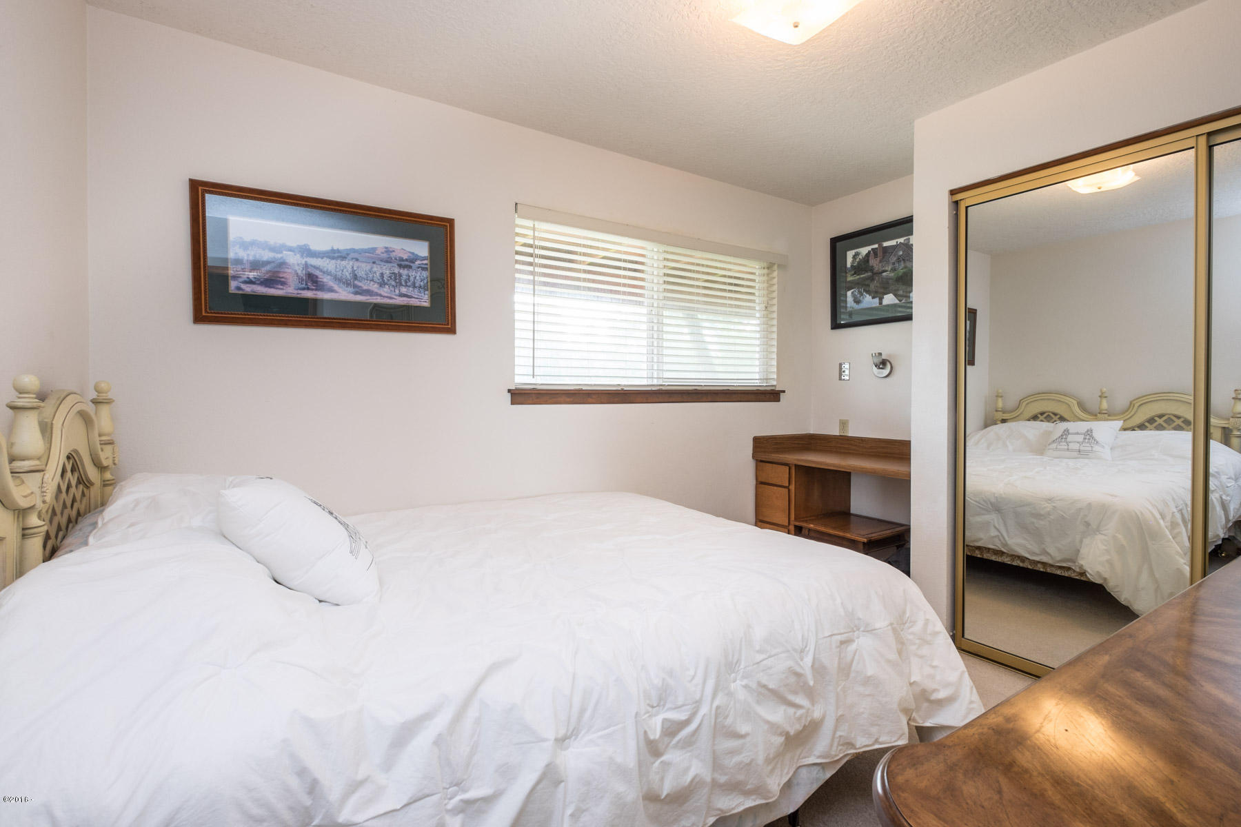 2324 Northwest Inlet Avenue Lincoln City, OR 97367 - Photo 20 of 41 Upper unit 2nd bedroom