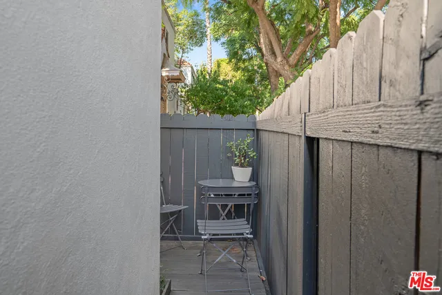$4,495 | 7951 Fountain Avenue, West Hollywood, CA 90046