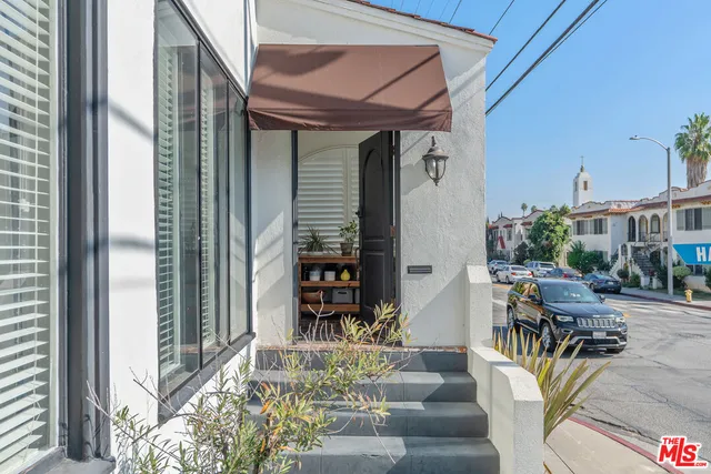 $4,495 | 7951 Fountain Avenue, West Hollywood, CA 90046