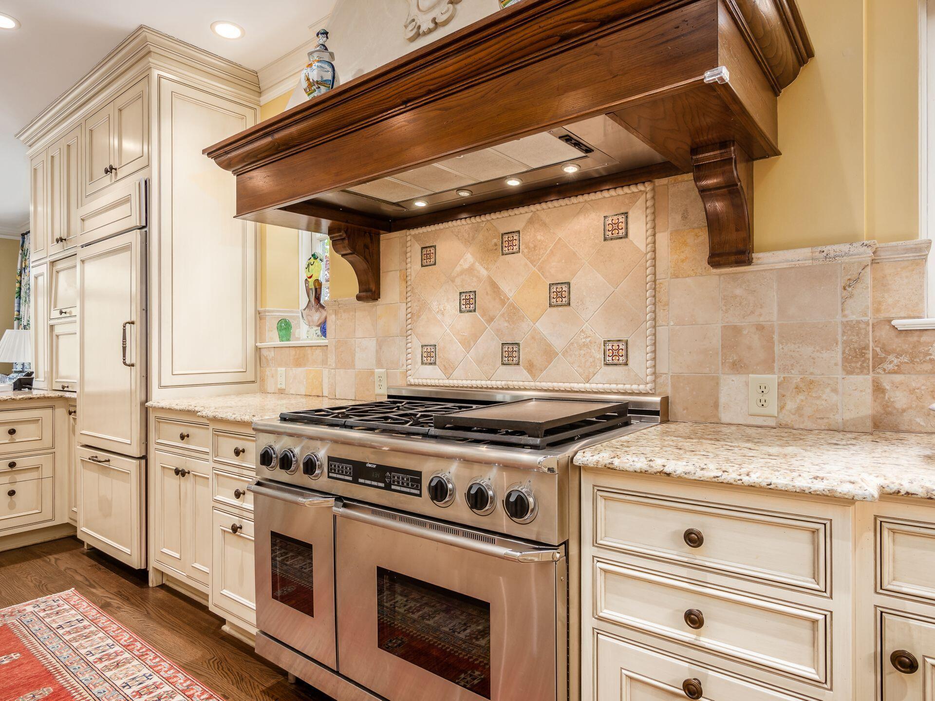 43 Preston Road Columbus, OH 43209 - Photo 39 of 114 Kitchen