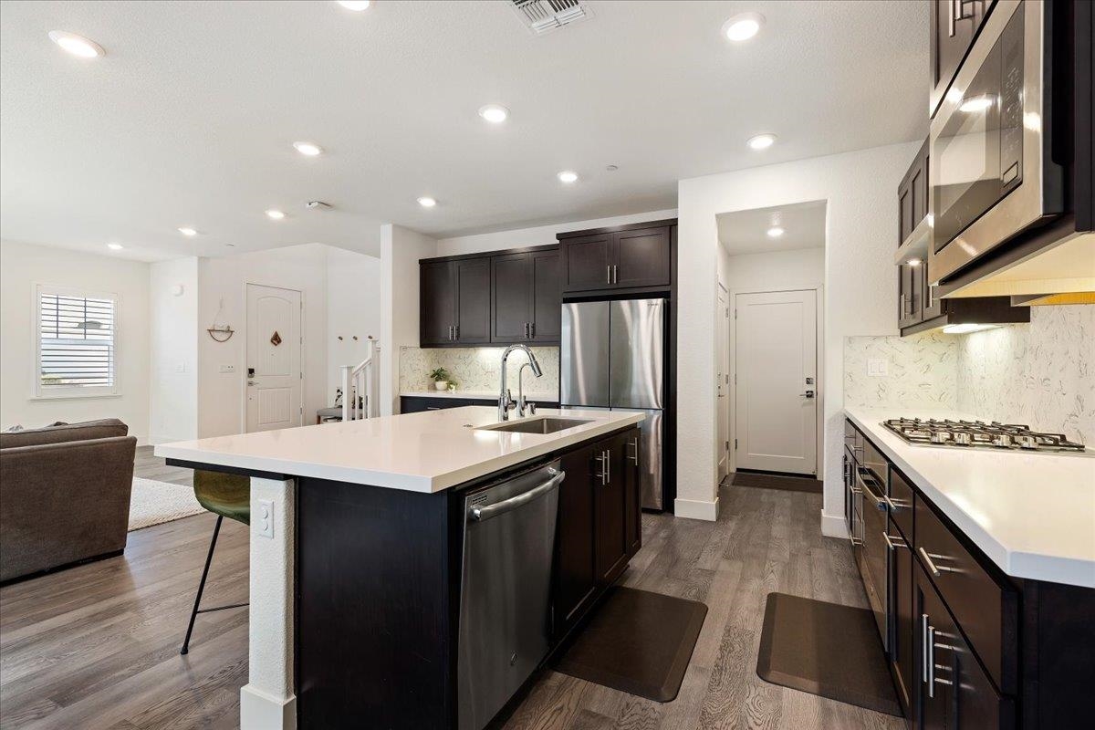 2005 Davoli Court San Ramon, CA 94583 - Photo 13 of 45