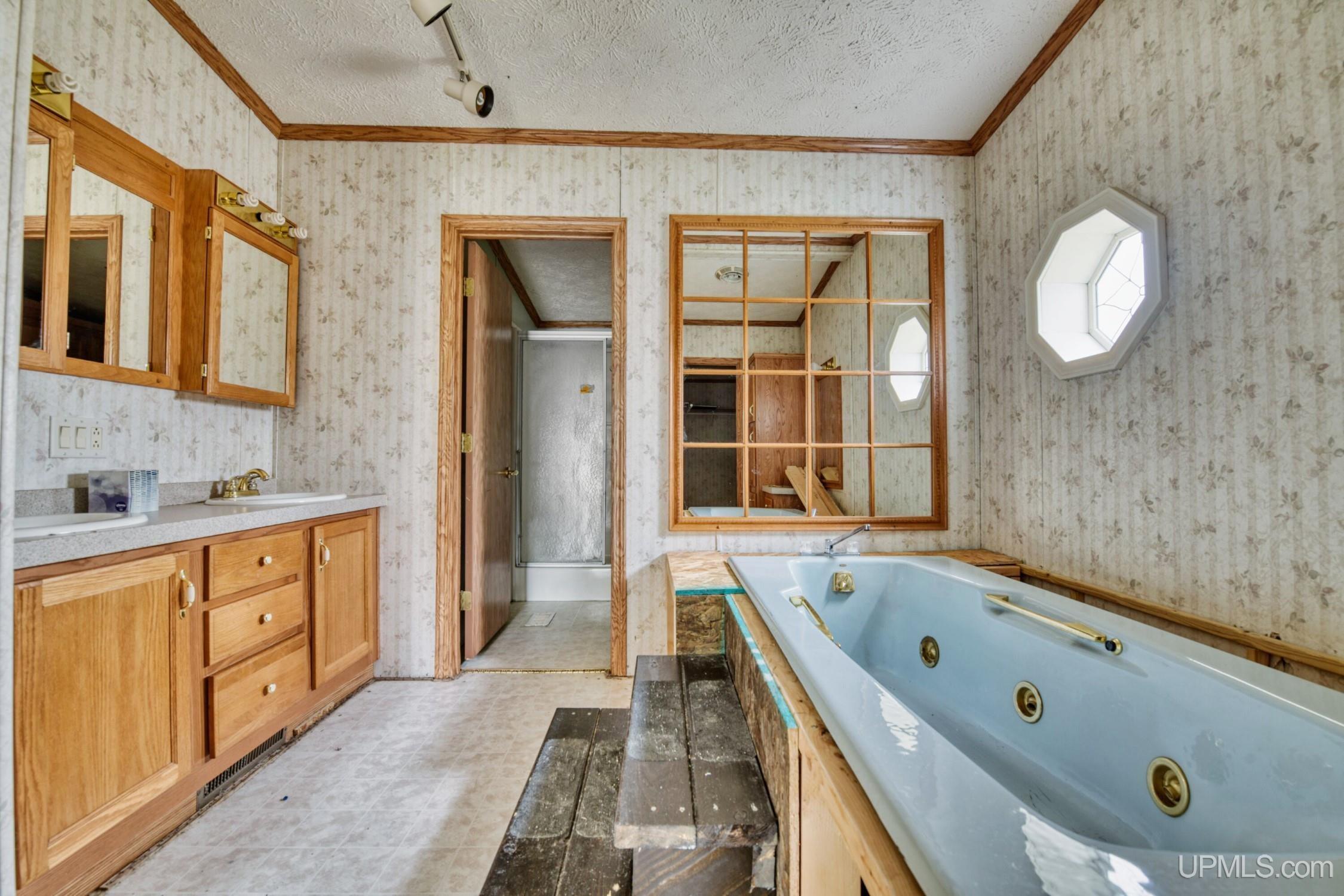 4302 Dixon Road Felch, MI 49831 - Photo 24 of 39