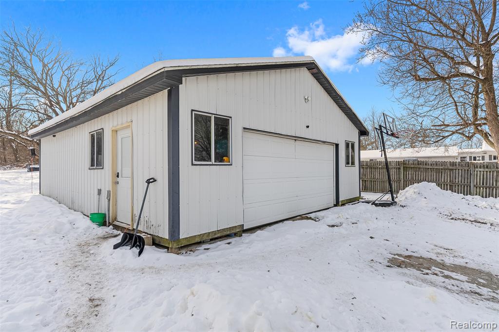 1268 East Dodge Road Mount Morris, MI 48458 - Photo 30 of 37