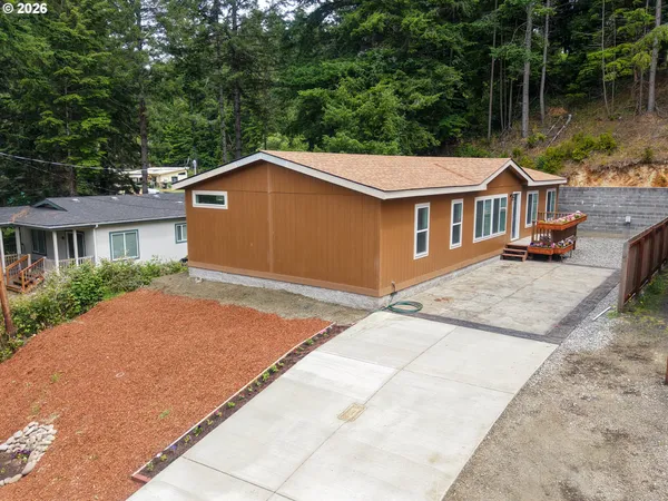 $349,900 | 63463 Council Street, Coos Bay, OR 97420