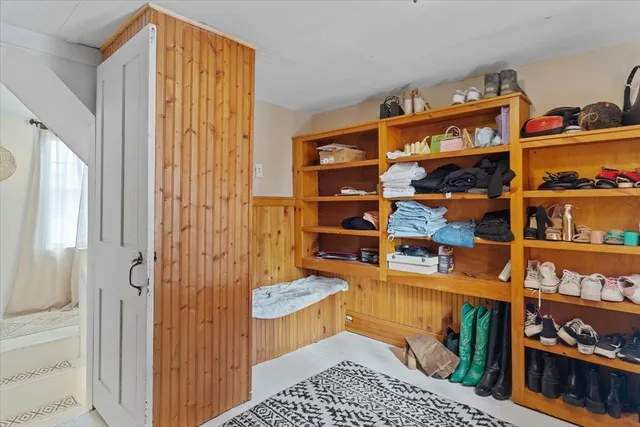 a view of walk in closet