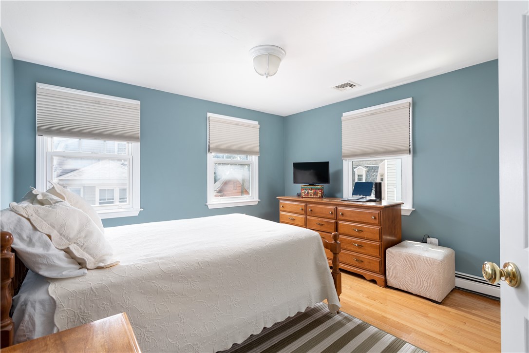 48 William Street Newport, RI 02840 - Photo 15 of 32