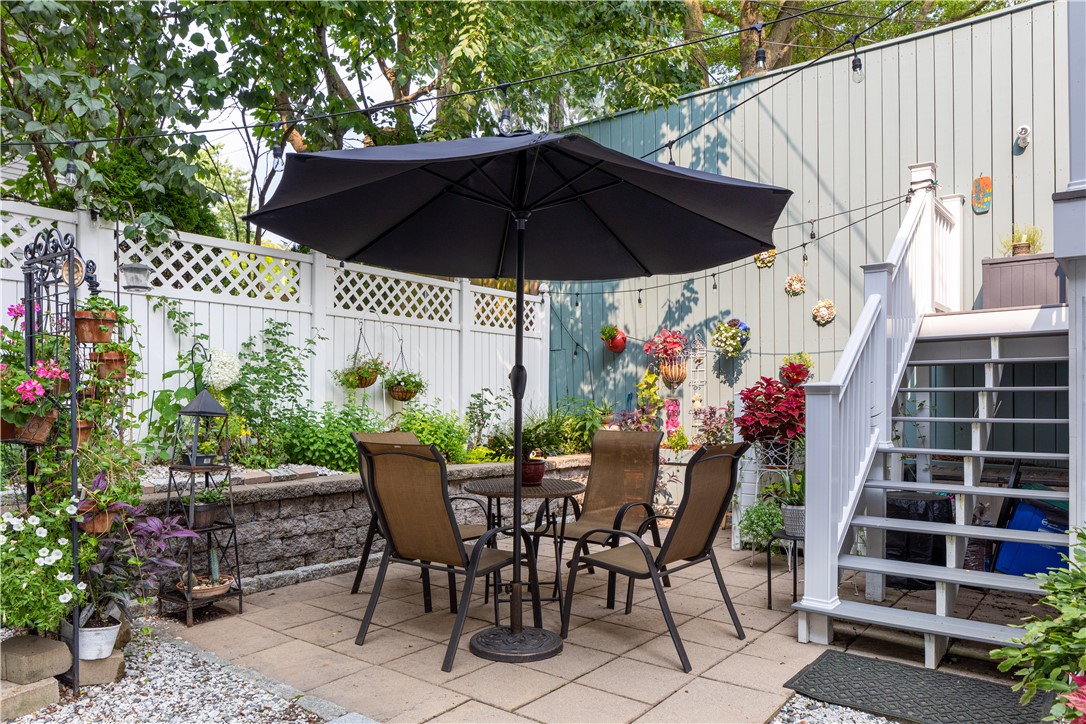 48 William Street Newport, RI 02840 - Photo 27 of 32