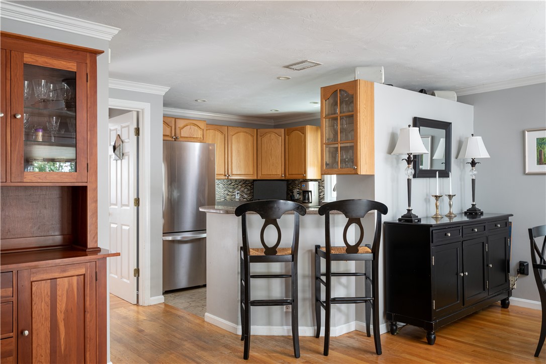 48 William Street Newport, RI 02840 - Photo 5 of 32