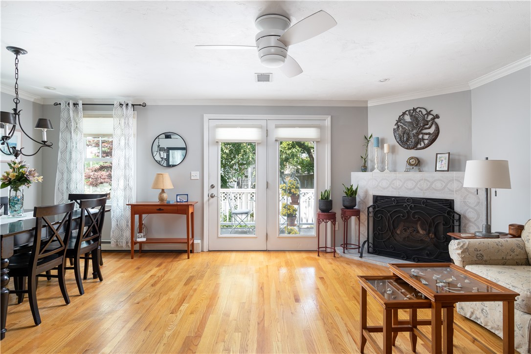 48 William Street Newport, RI 02840 - Photo 8 of 32