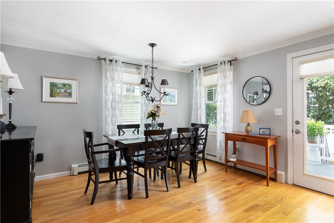 48 William Street Newport, RI 02840 - Photo 9 of 32