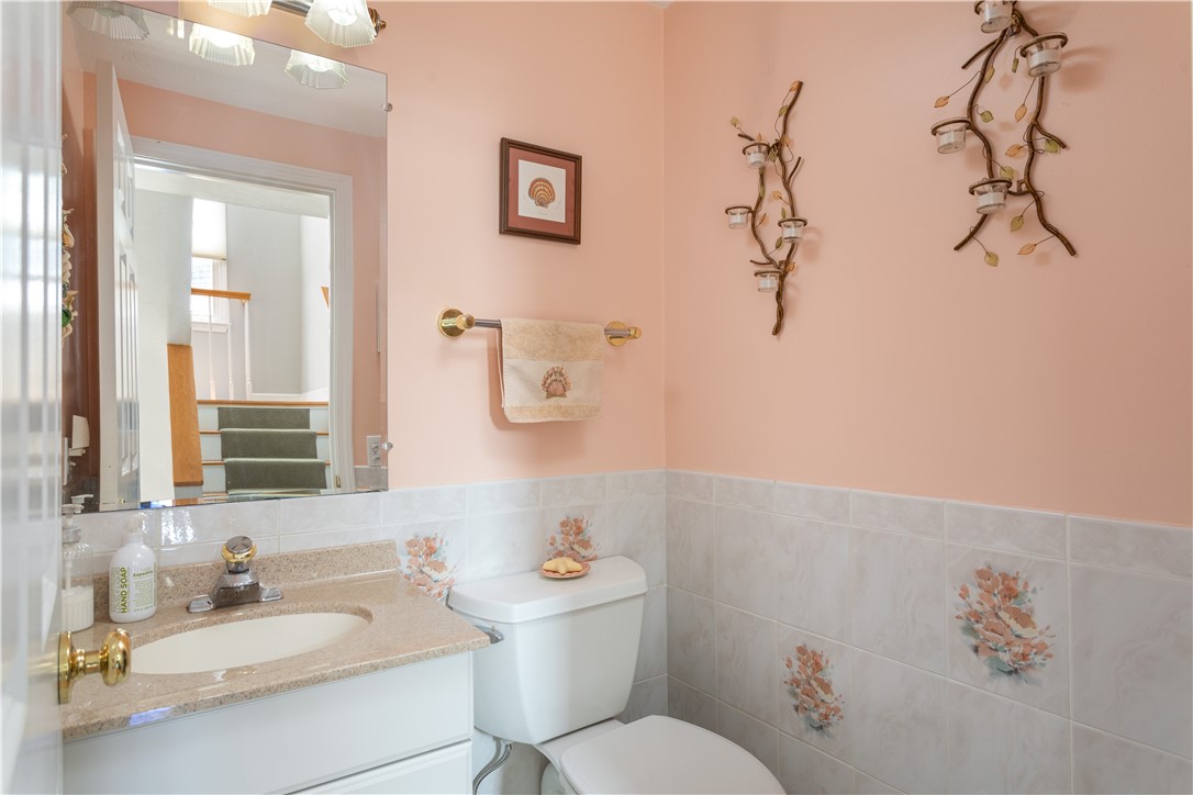 48 William Street Newport, RI 02840 - Photo 10 of 32