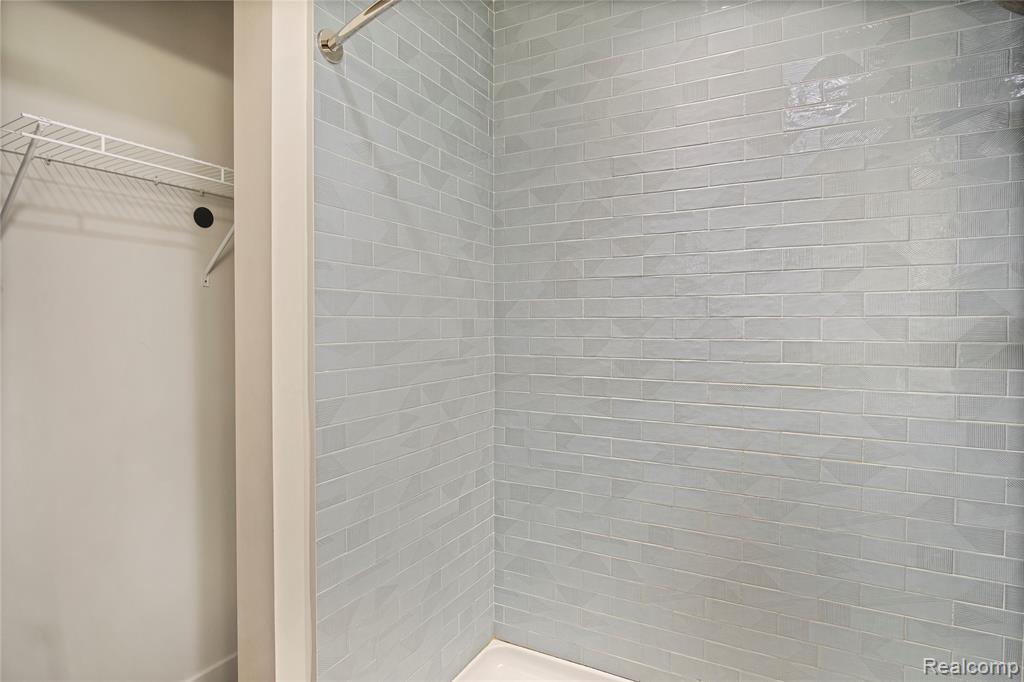 503 Horton Street, Unit 202 Detroit, MI 48202 - Photo 13 of 17