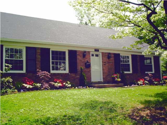 7308 Boxwood Road Louisville, KY 40222 - Photo 1 of 1 Primary Photo