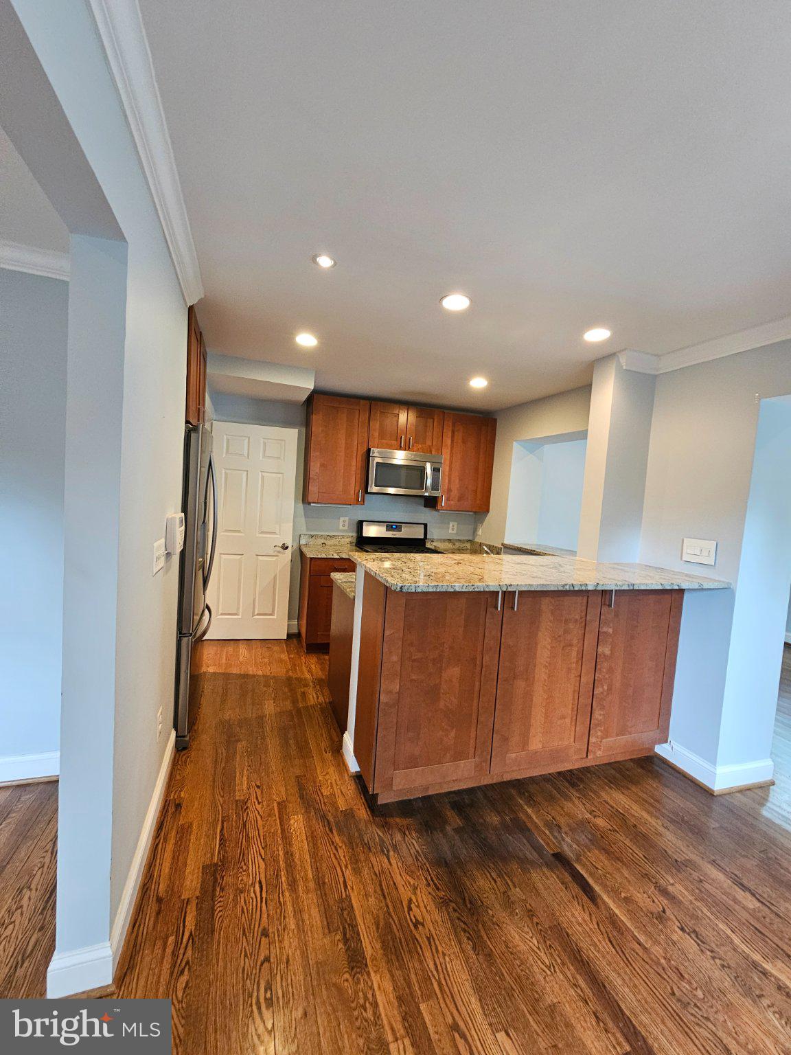 5925 Monticello Road Alexandria, VA 22303 - Photo 12 of 39 Gallery Image 12