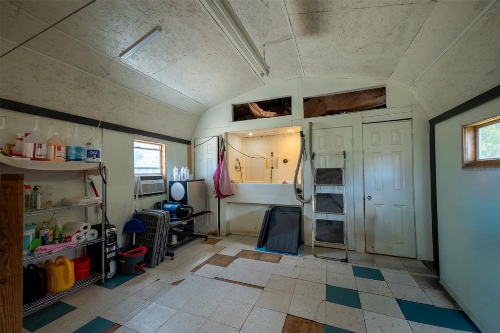 5327 Old Lorena Road Lorena, TX 76655 - Photo 27 of 34 Groom Room