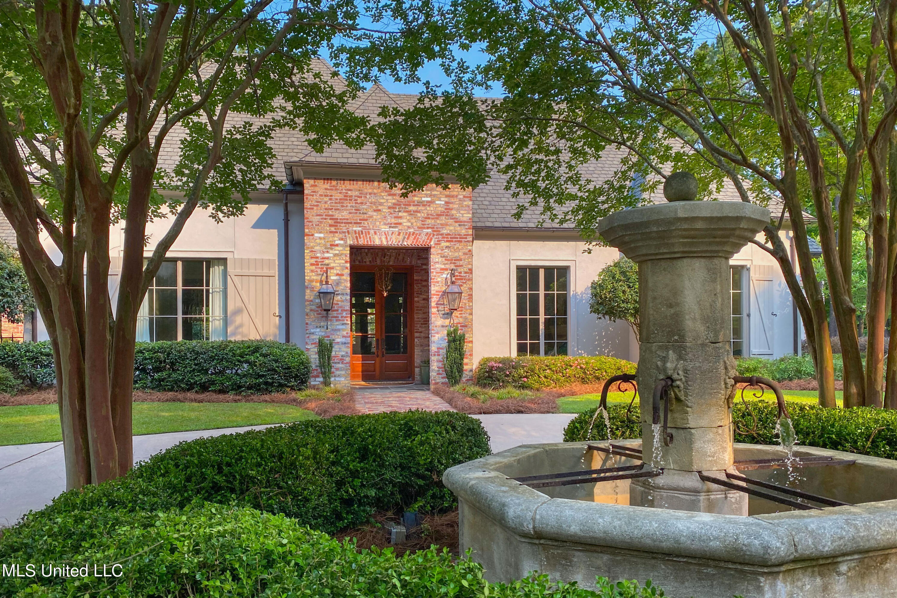 150 Woodmont Way-8