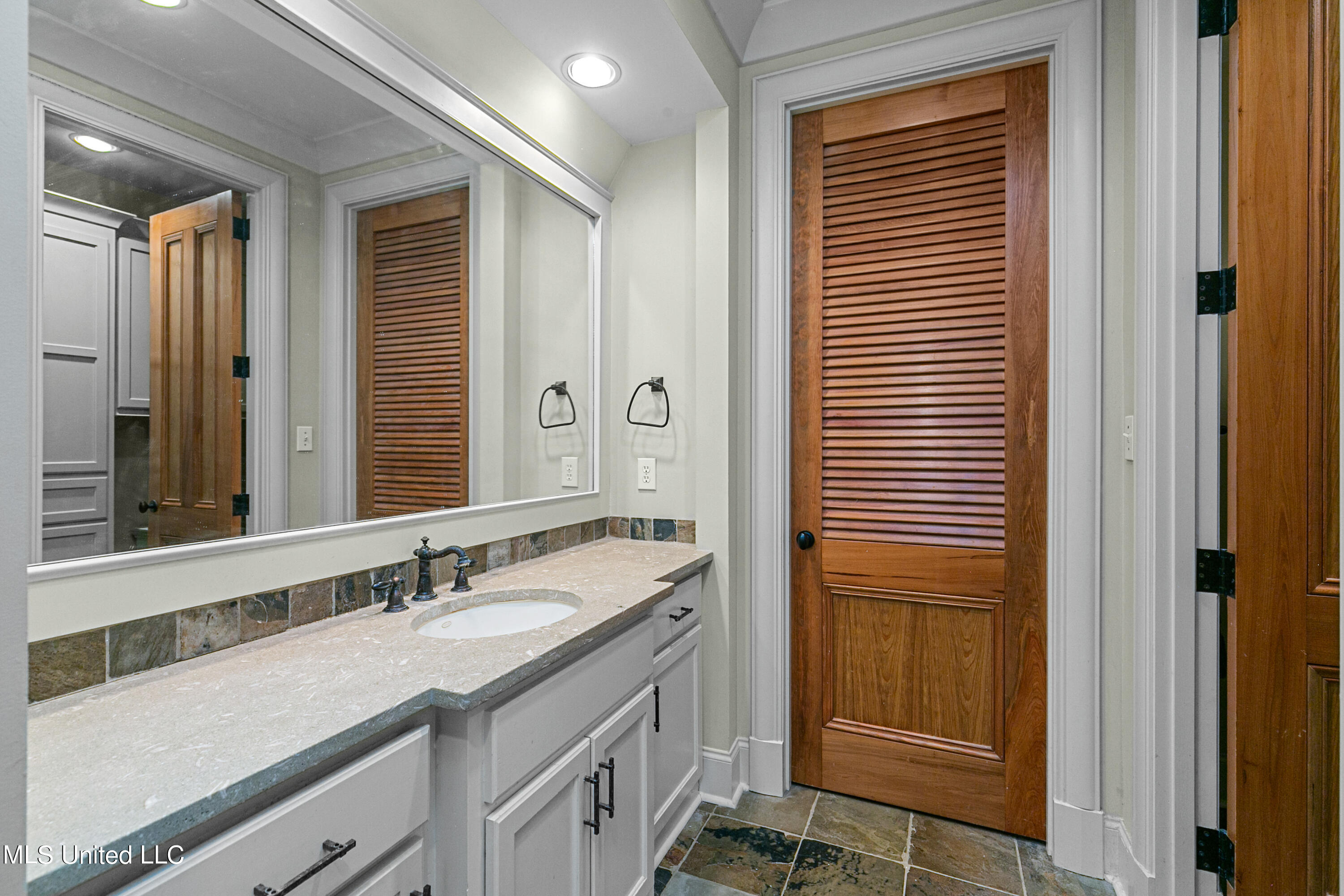 150 Woodmont Way Ridgeland, MS 39157 - Photo 37 of 52 150 Woodmont Way-88