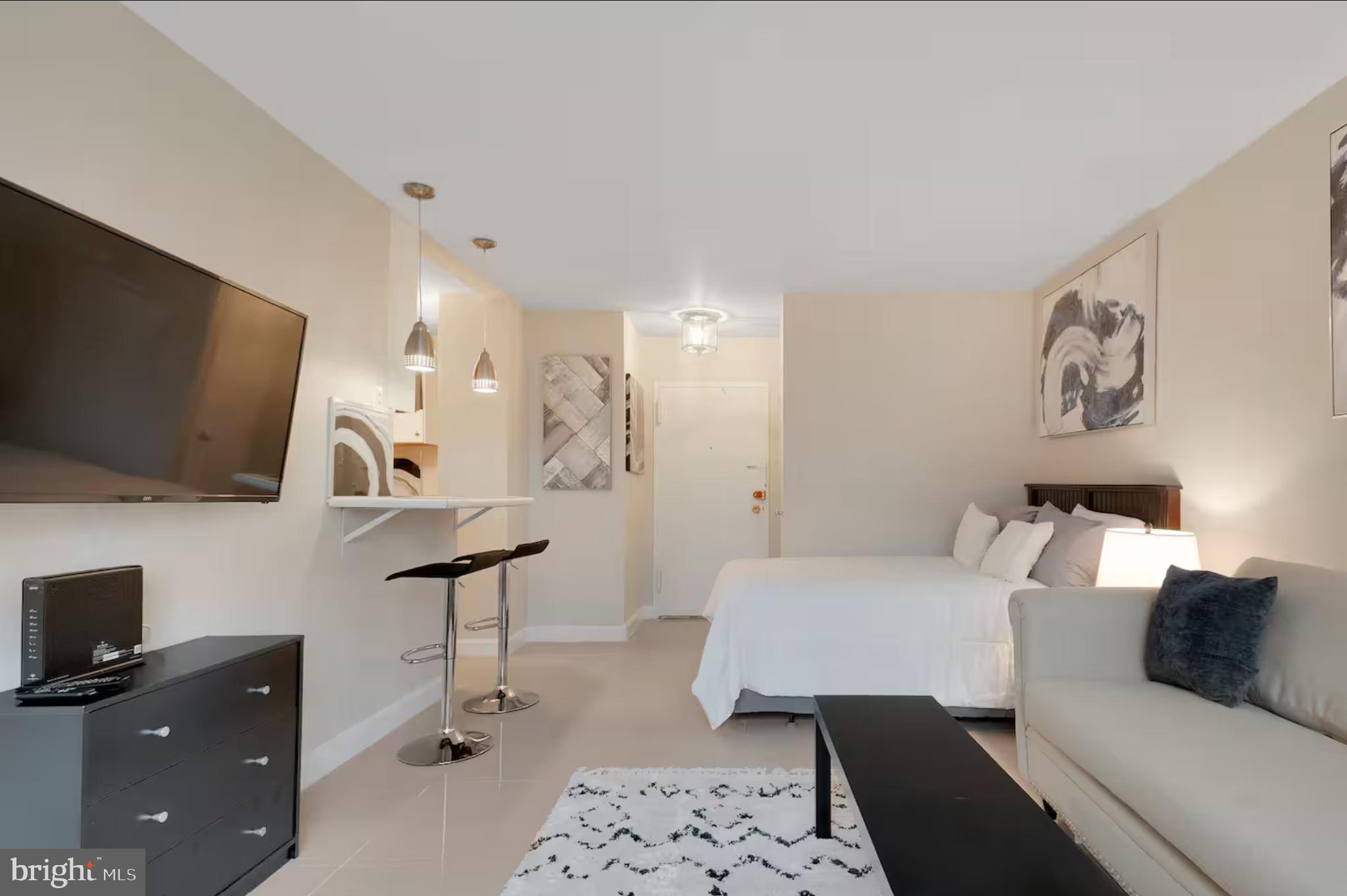 1111 Arlington Boulevard, Unit 741 Arlington, VA 22209 - Photo 4 of 23