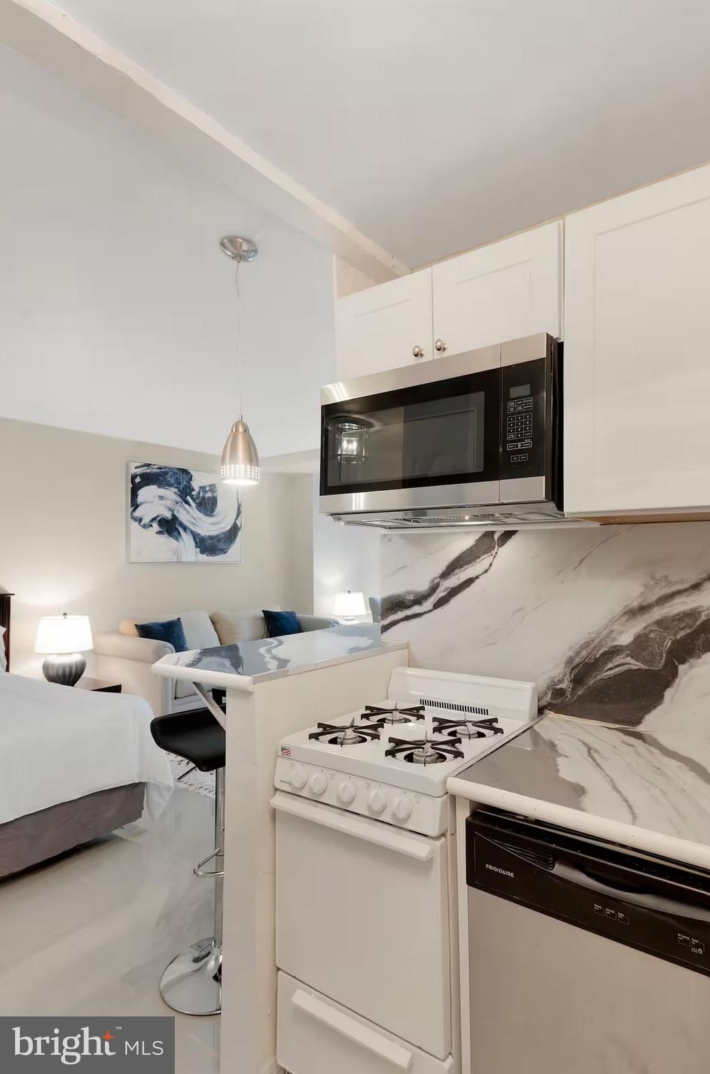 1111 Arlington Boulevard, Unit 741 Arlington, VA 22209 - Photo 5 of 23