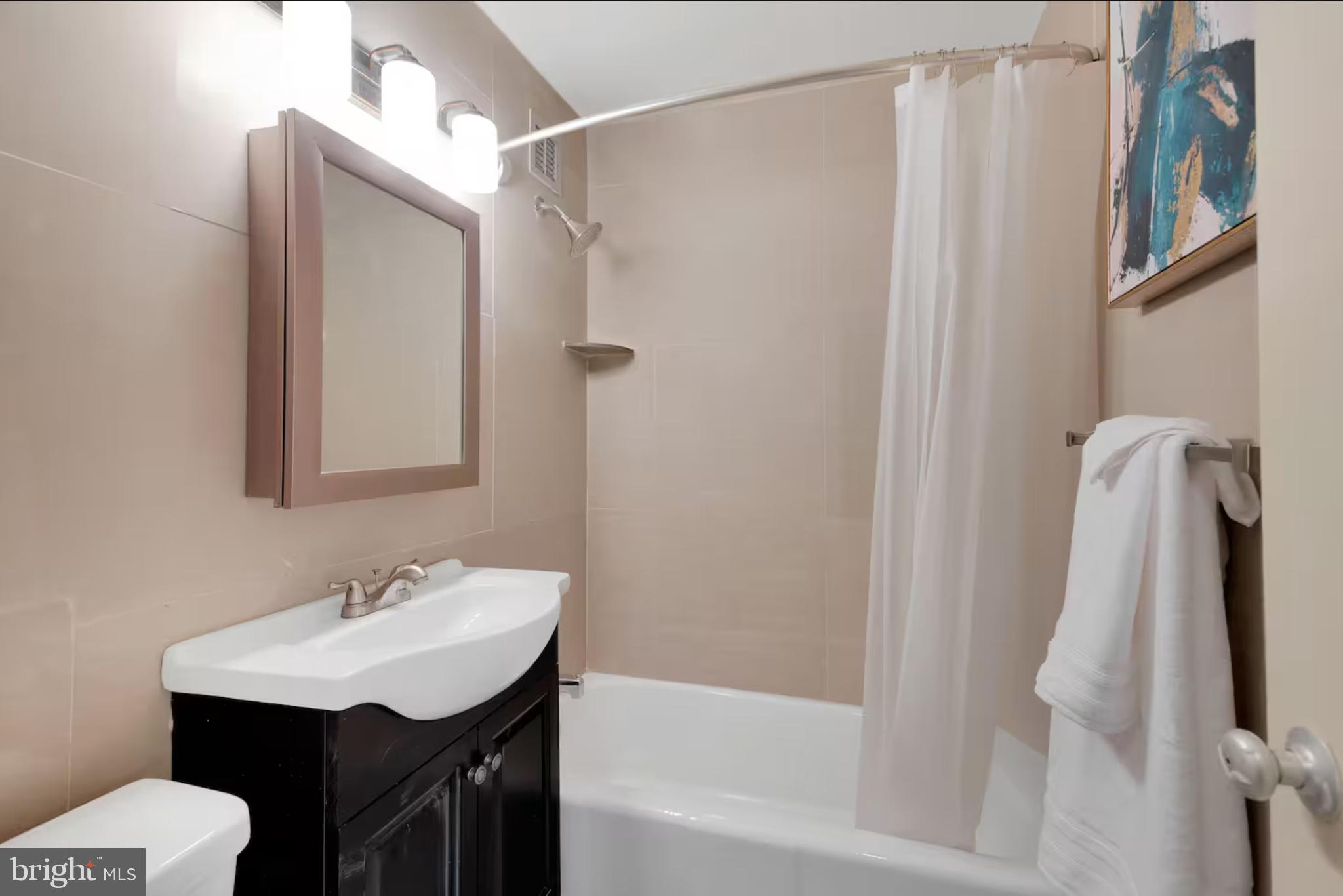 1111 Arlington Boulevard, Unit 741 Arlington, VA 22209 - Photo 9 of 23