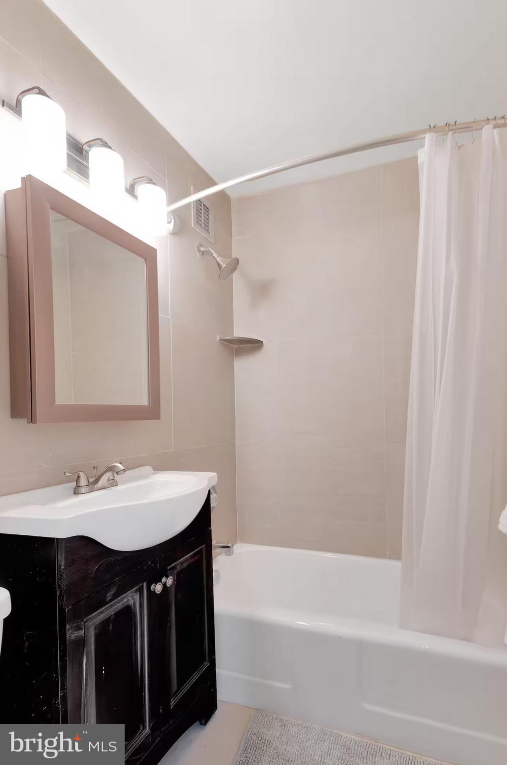 1111 Arlington Boulevard, Unit 741 Arlington, VA 22209 - Photo 10 of 23