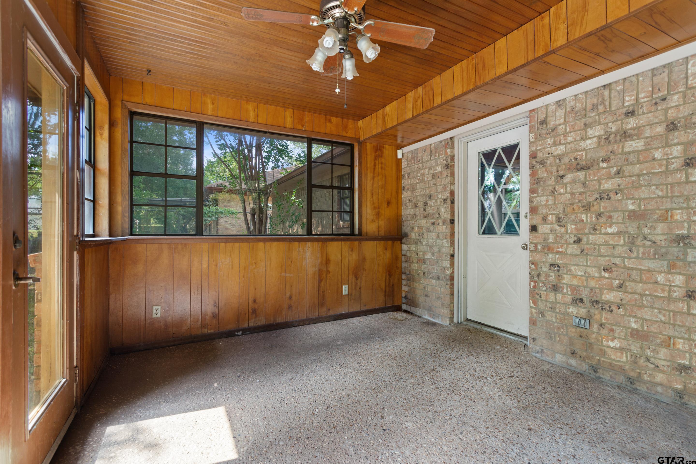 1316 Ridgeview Drive Tyler, TX 75701 - Photo 18 of 21