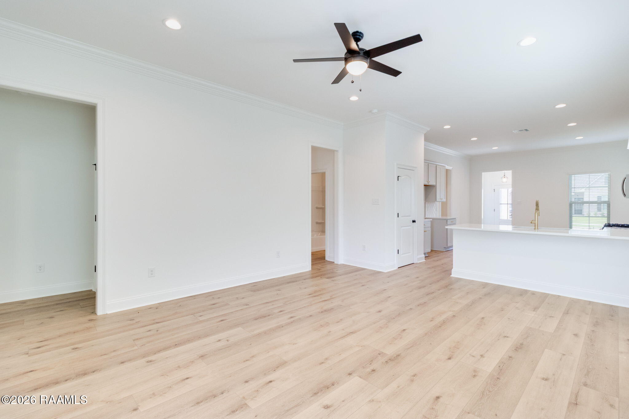 132 Ridley Lane Youngsville, LA 70592 - Photo 4 of 23 LIVING ROOM