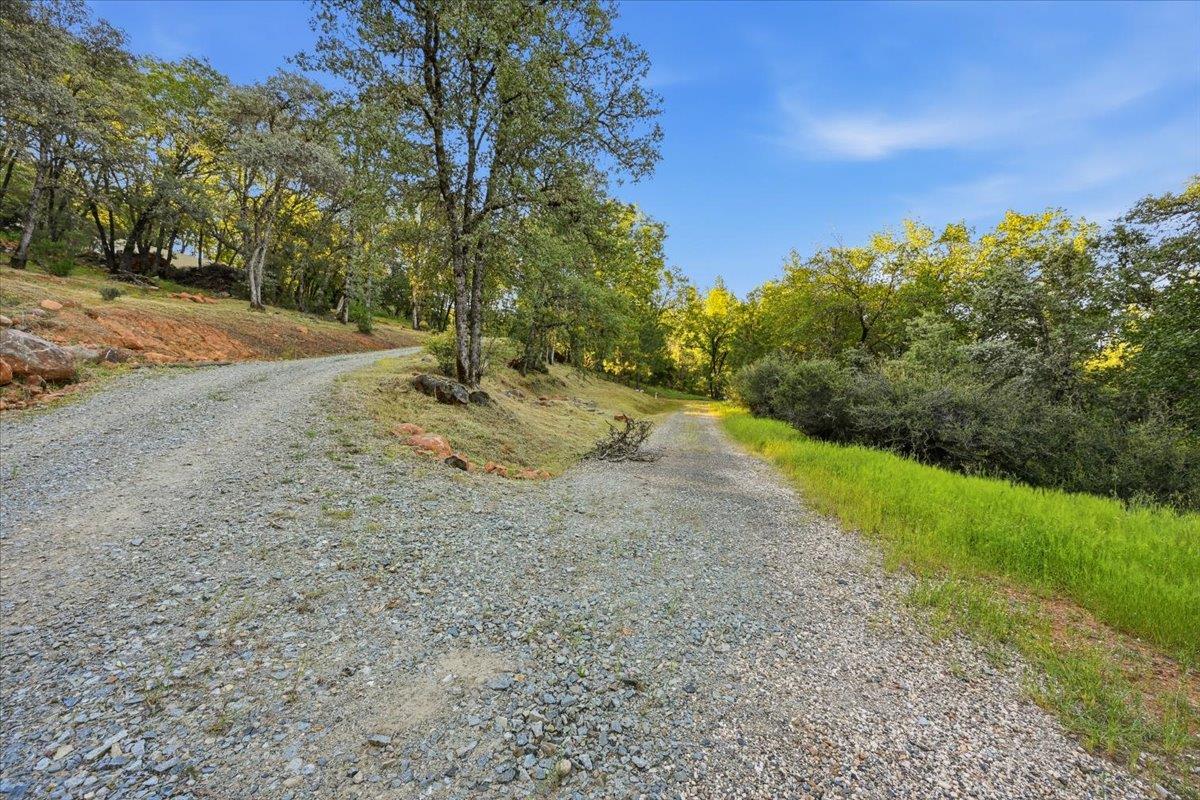 16095 Auburn Road Grass Valley, CA 95949 - Photo 9 of 20