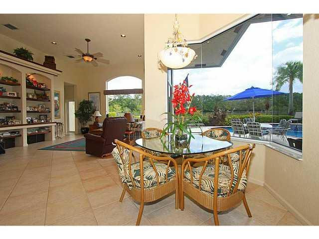 324 Mallard Road Weston, FL 33327 - Photo 9 of 23 Kitchen