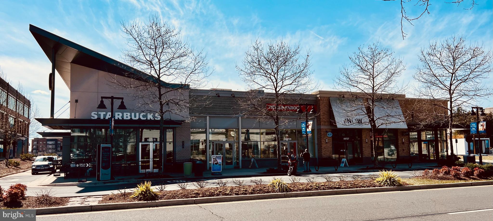 44730 Tiverton Square Ashburn, VA 20147 - Photo 33 of 39 a front view of a building with street