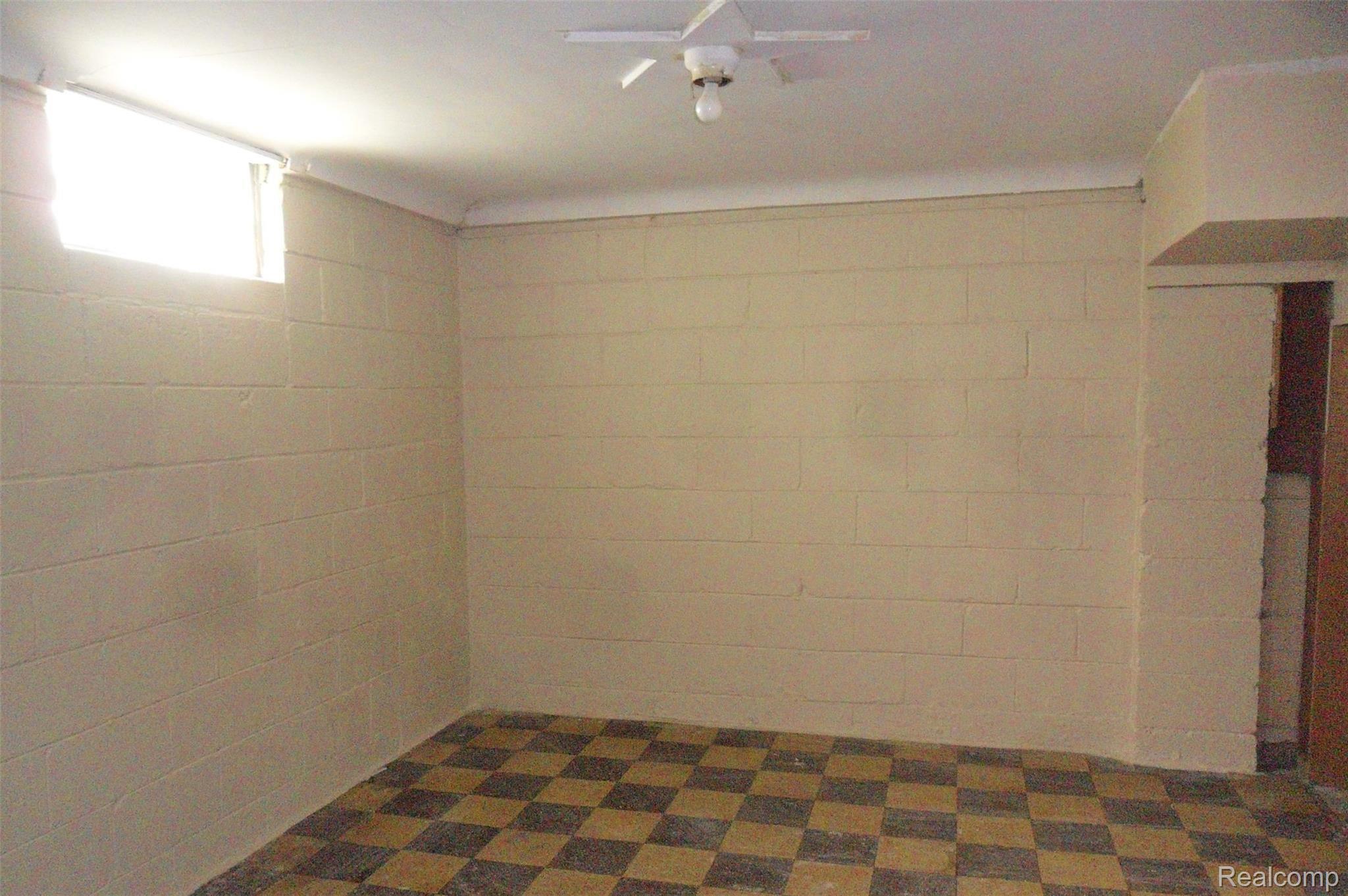 6537 Pelham Road Allen Park, MI 48101 - Photo 11 of 11 p basement.jpg