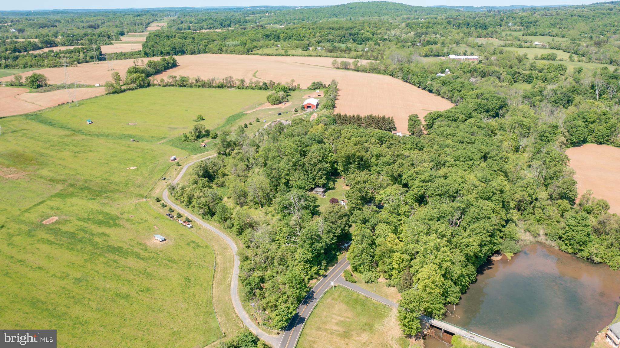 1930 State Road Coopersburg, PA 18036 - Photo 9 of 41 Gallery Image 9