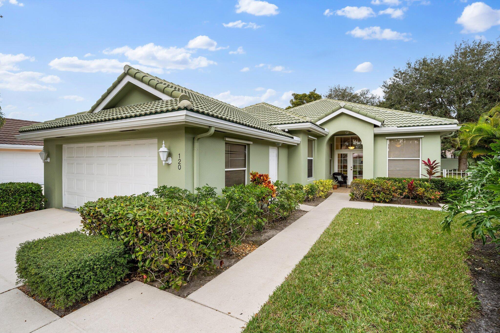 120 East Hampton Way, Jupiter, FL 33458 Compass
